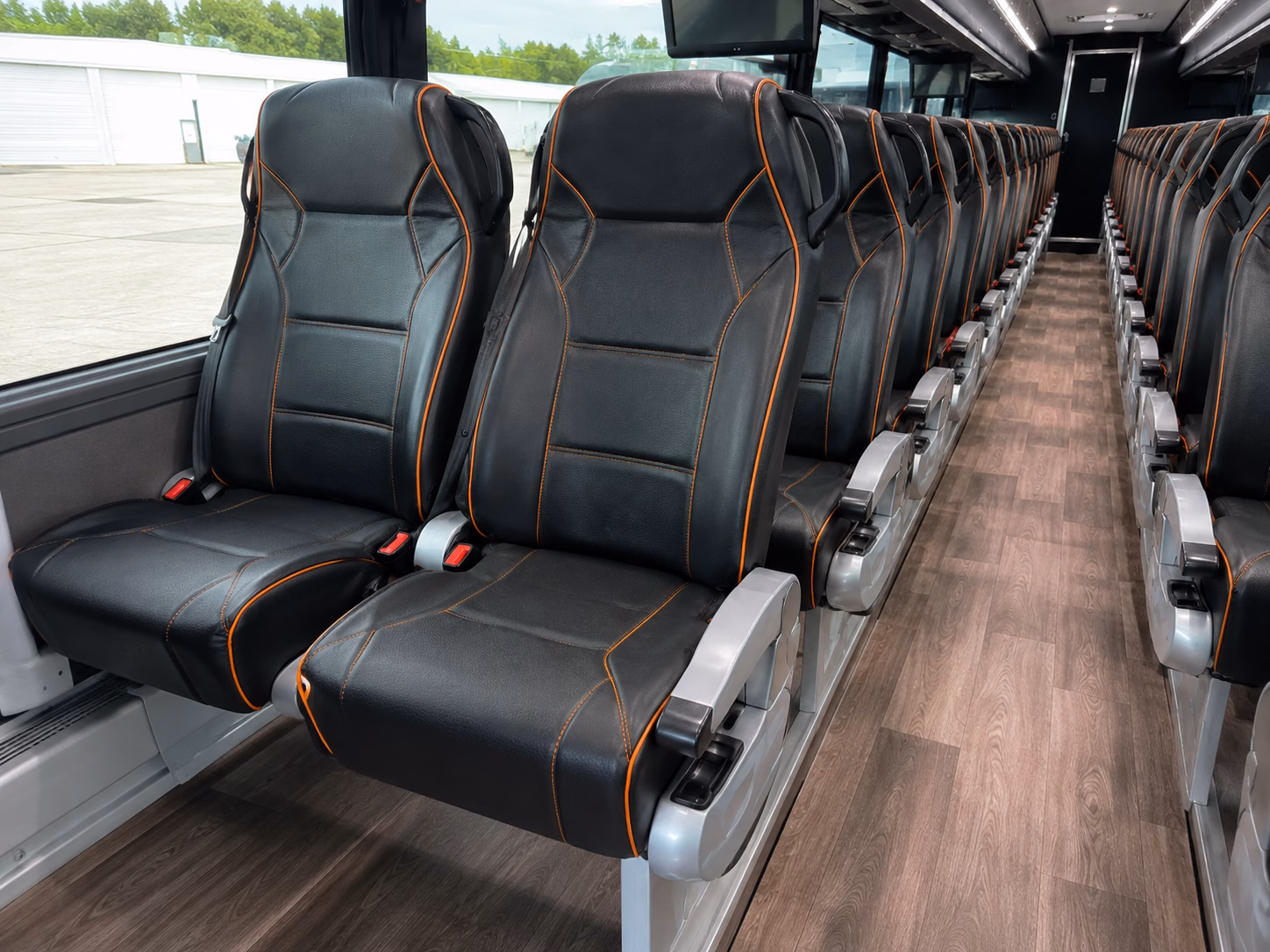 shuttle your guests between eagan hotels and your venue with ease