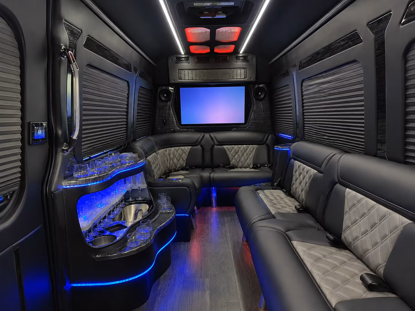 why government and military coordinators in eagan choose eagancharterbuscompany com to find their bus